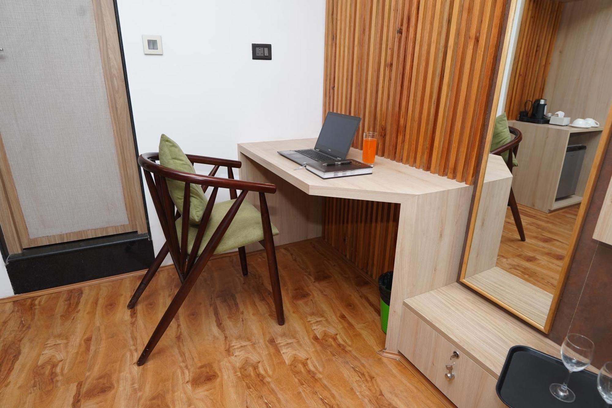 Lotus Club Boutique Hotel Katmandu Eksteriør bilde